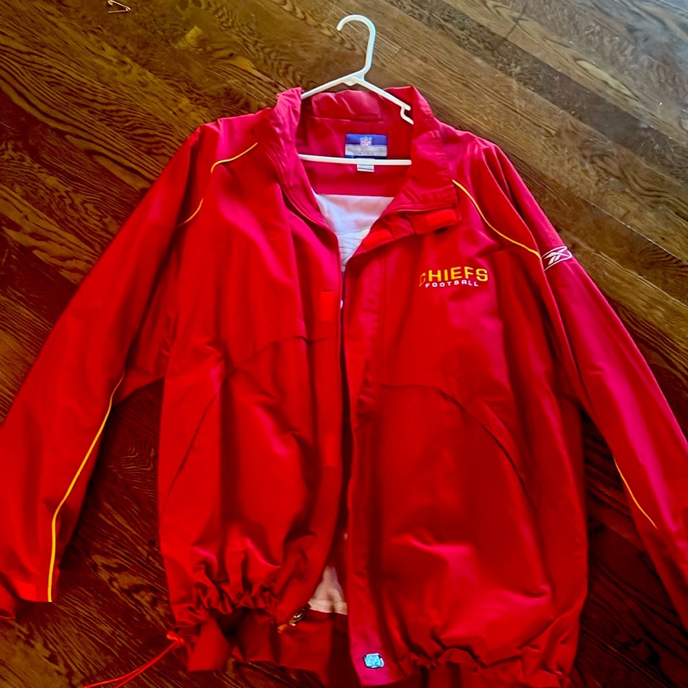 Vintage NFL Kansas City Chiefs jacket Light weight Jacket size XXL